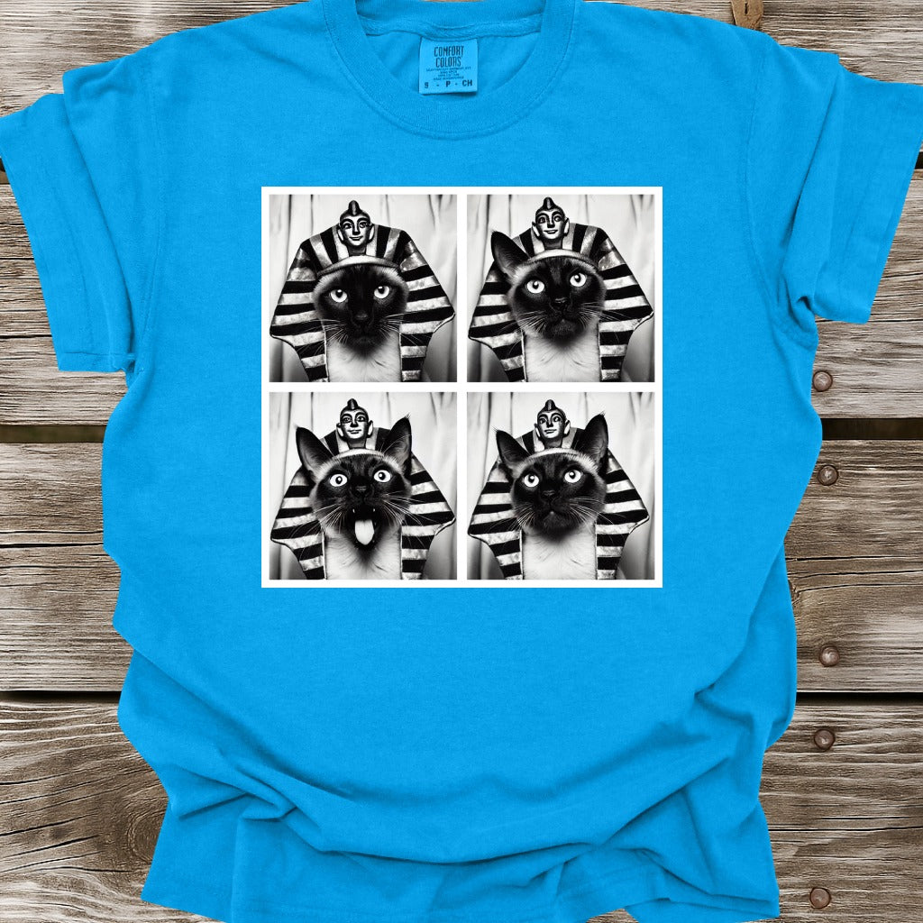 Siamese Cat Photo Shoot T-Shirt