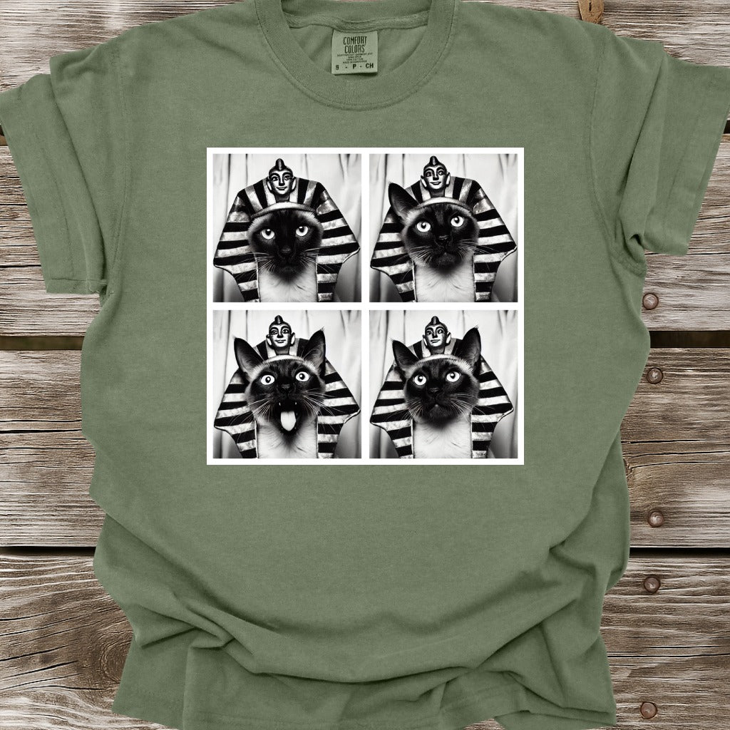 Siamese Cat Photo Shoot T-Shirt