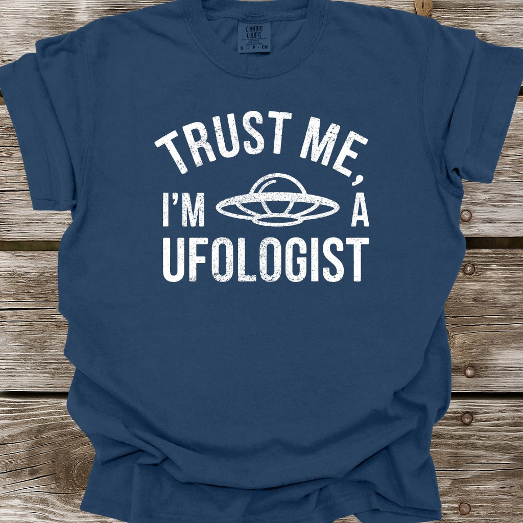Ufologist T-Shirt