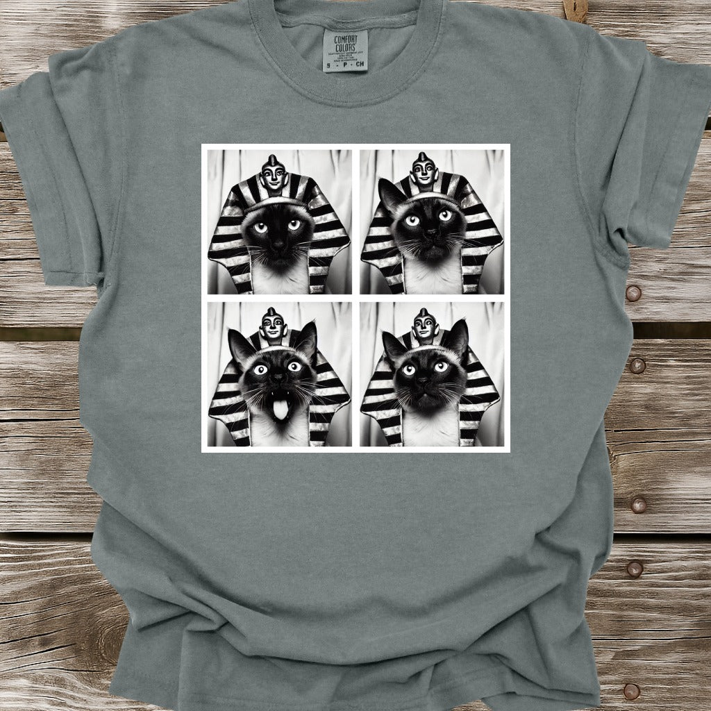 Siamese Cat Photo Shoot T-Shirt