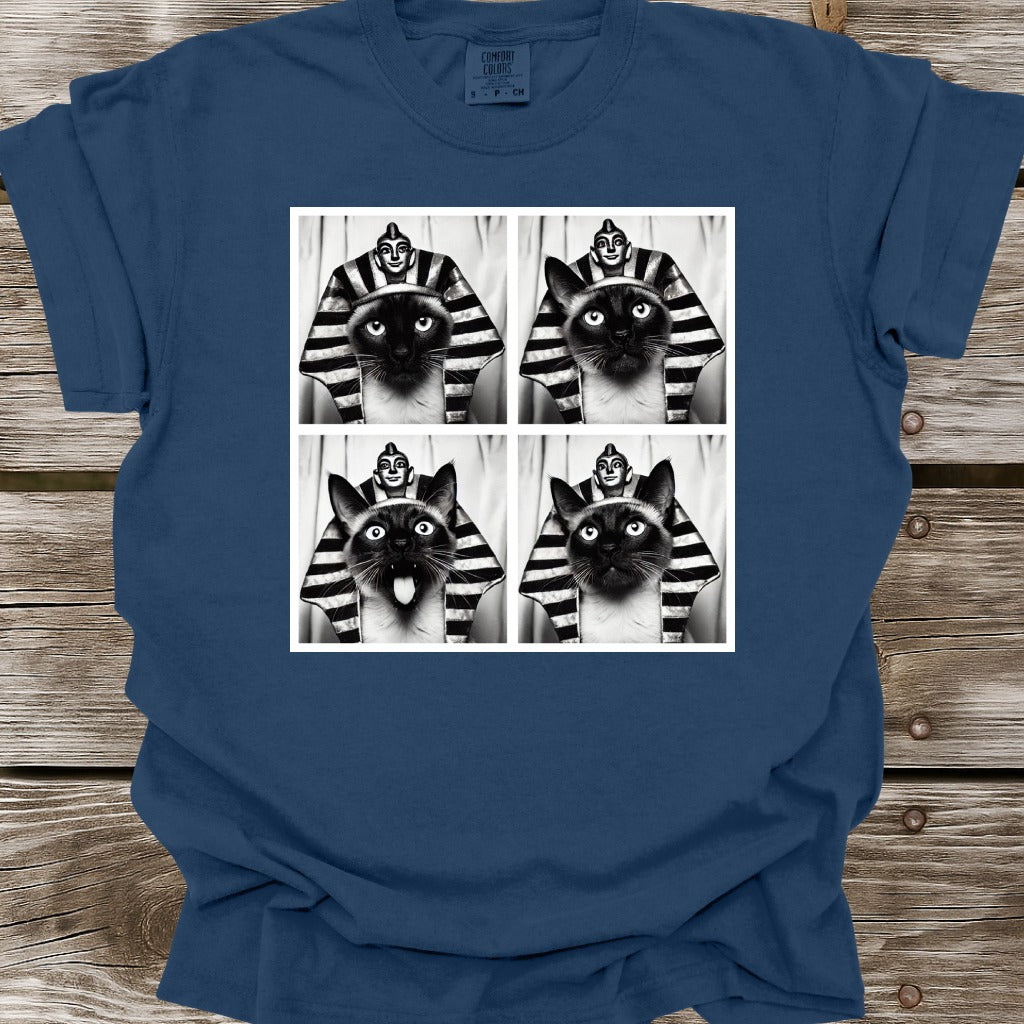 Siamese Cat Photo Shoot T-Shirt
