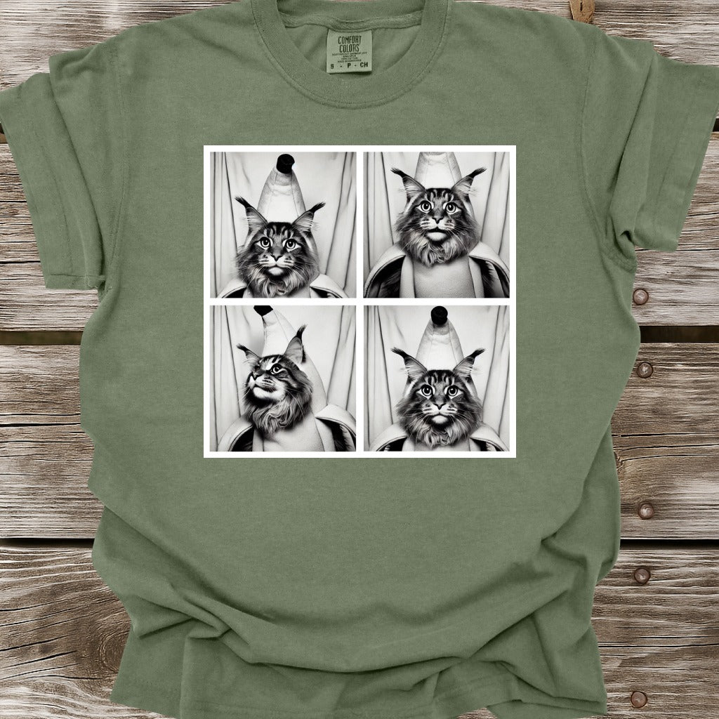 Maine Coon Cat Photo Shoot T-Shirt