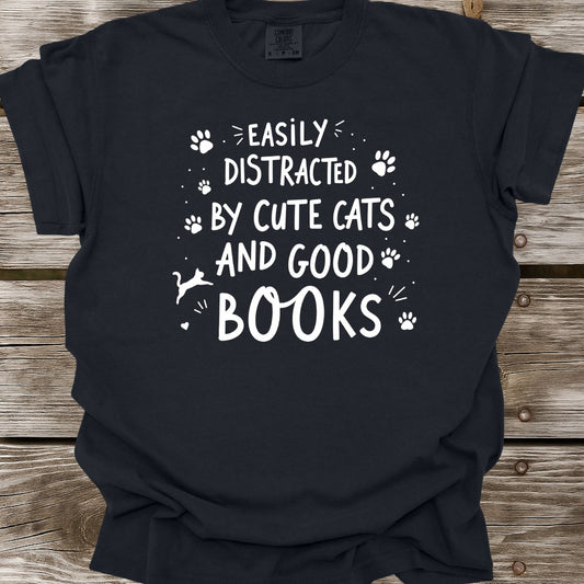 Cute Cats And Good Books T-Shirt