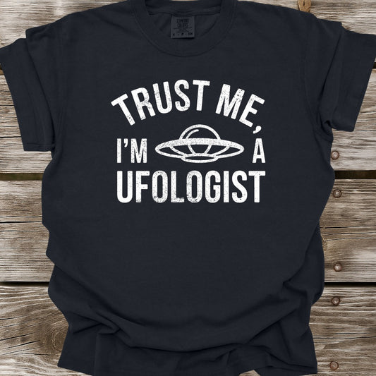 Ufologist T-Shirt