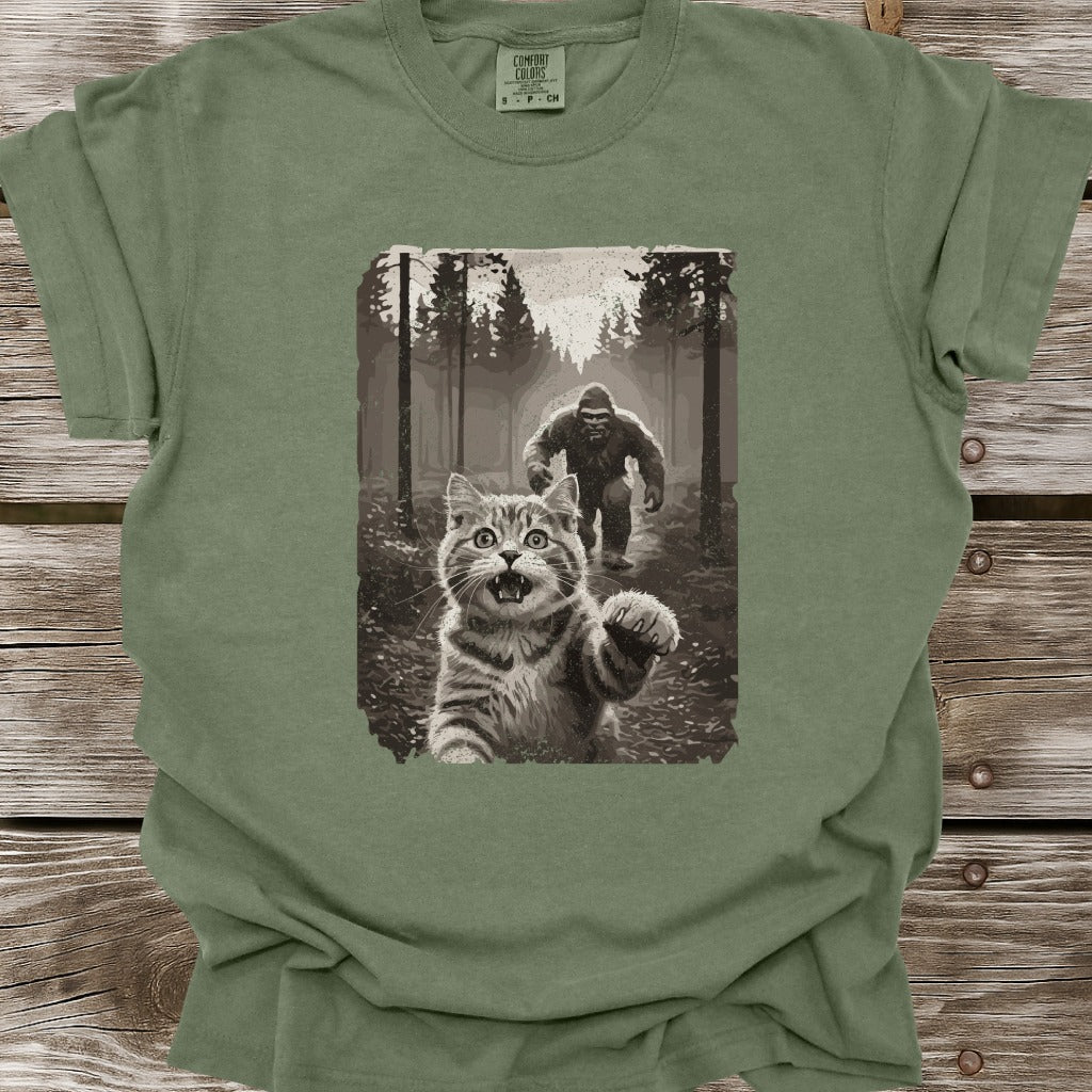 Kitty Bigfoot Selfie T-Shirt