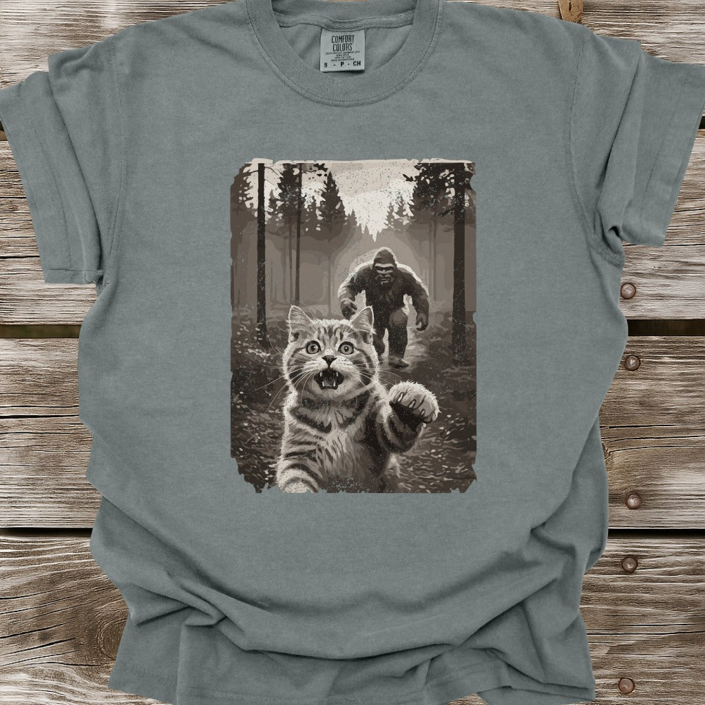 Kitty Bigfoot Selfie T-Shirt
