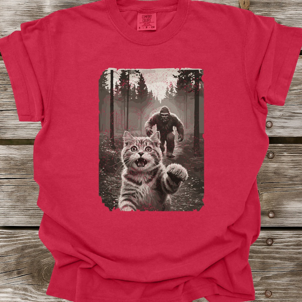 Kitty Bigfoot Selfie T-Shirt